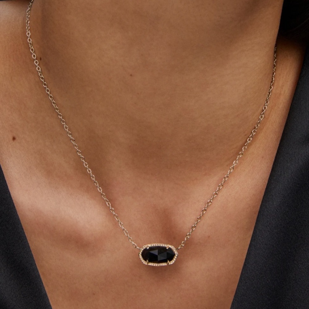 Kendra Scott Elisa Gold Pendant Necklace – Black Opaque Glass ✨
